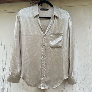 Zara Woman Collection Blouse Size Small Gold Metallic Crinkle Button Up